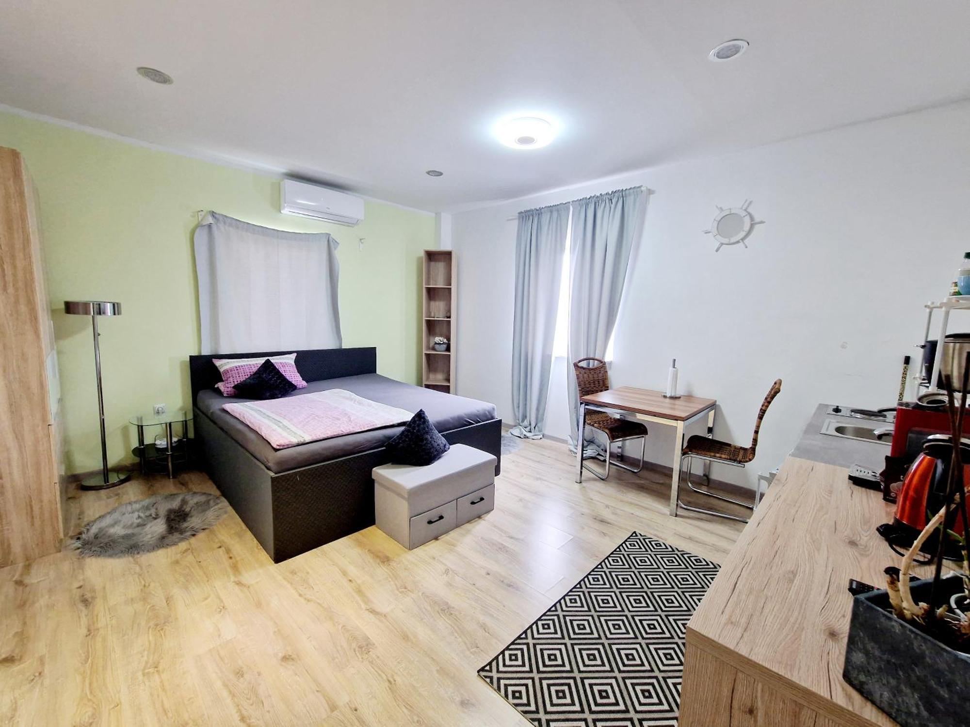 Ibo-Apart 1 Zimmer Apartment In Herzogenaurach Buitenkant foto